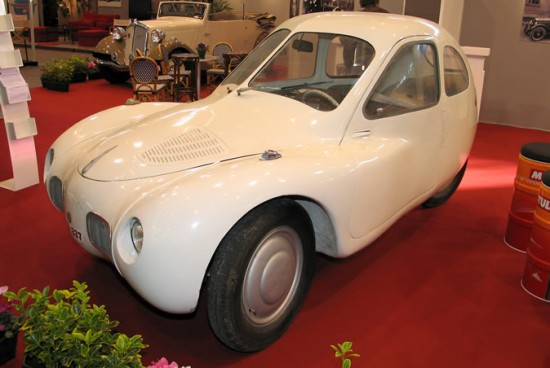 Retromobile2008_02361-550x368.jpg