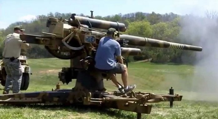 FLAK 88mm.jpg
