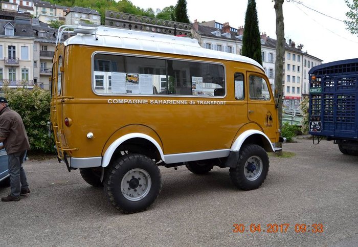 Renault Goélette FB Rétromobil club de Tulle Photo de Laurent B..jpg
