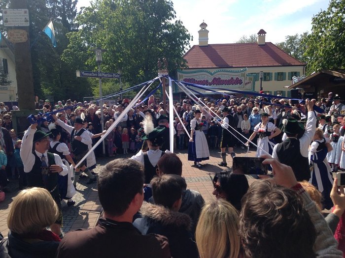 Maibaum 03.jpg