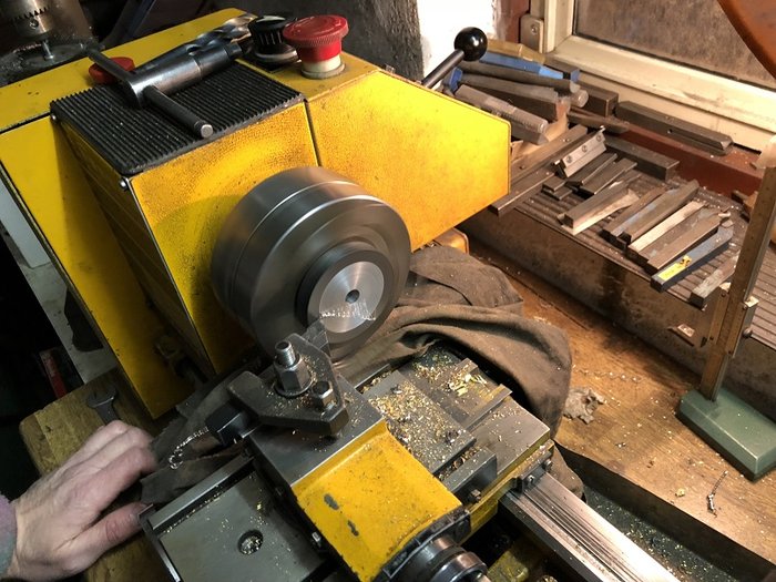 Buchsenhalter mot. 16-04.jpg