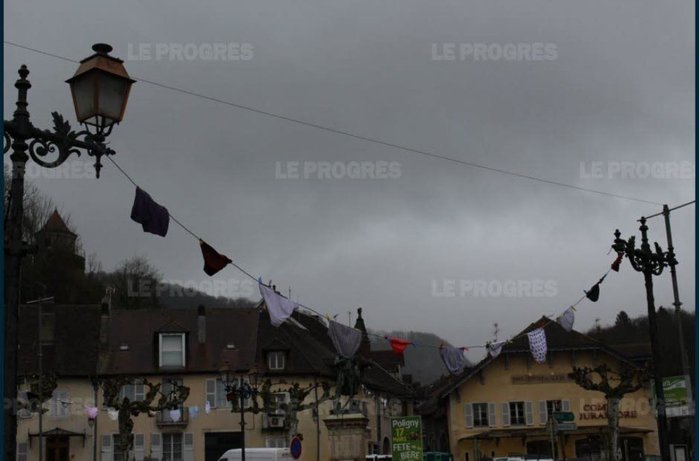 une-autre-guirlande-de-slips-photo-dr-1518697377.jpg