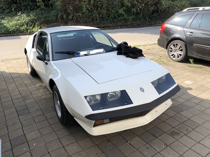 Alpine A310 02.jpg