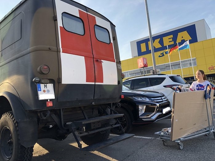 IKEA.jpg