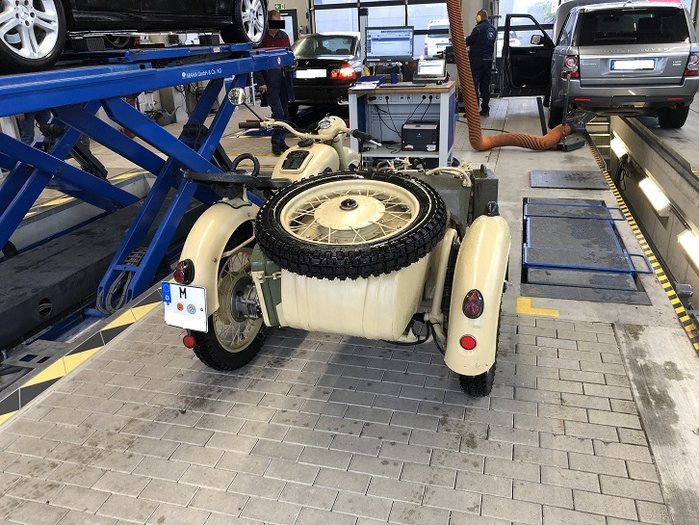 TÜV03.jpg