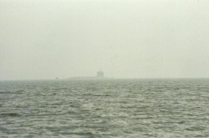 Sous marin goulet de Brest.jpg