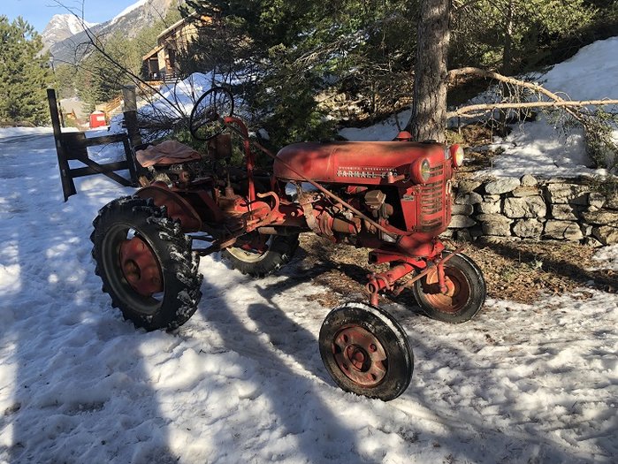farmall 02.jpg