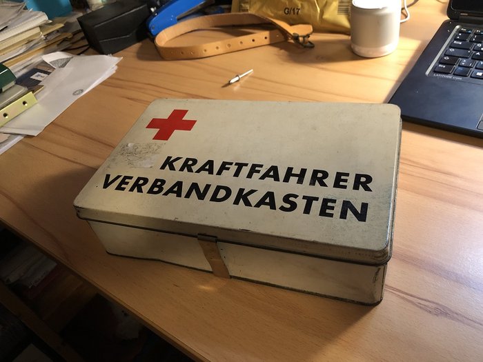 Verbandkasten 01.jpg