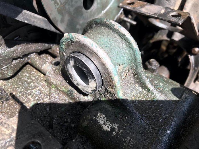 silent bloc traction avant 2.jpg