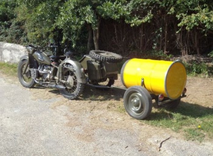 Remorque Flat Twin Bobber.jpg