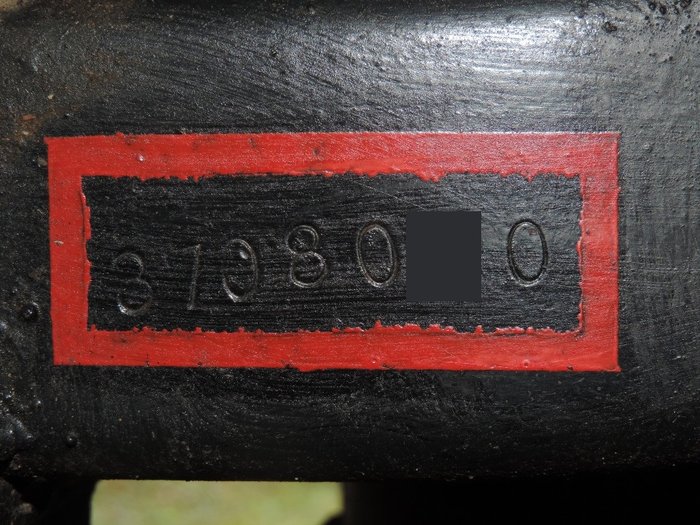 R2087 numéro sur longeron.jpg