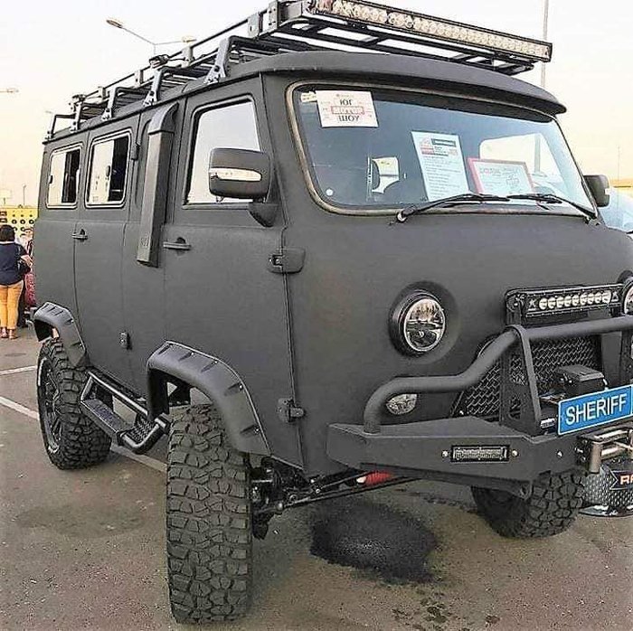 UAZ.jpg