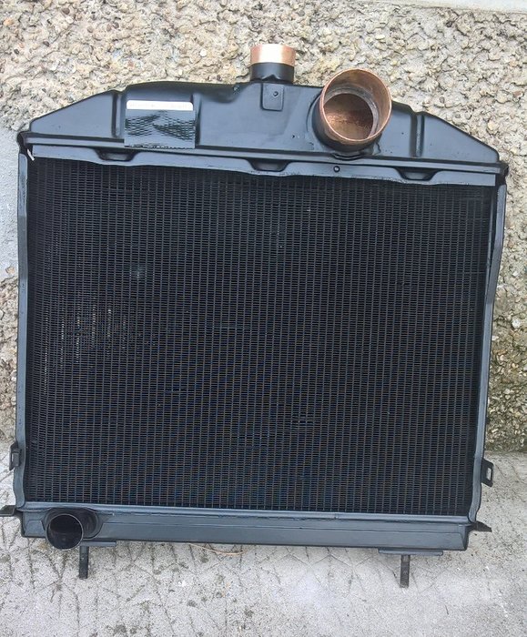 Radiateur en réserve refait le 25.08.20..jpg