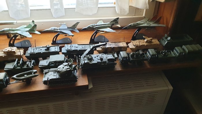 20201001_miniatures (5).jpg
