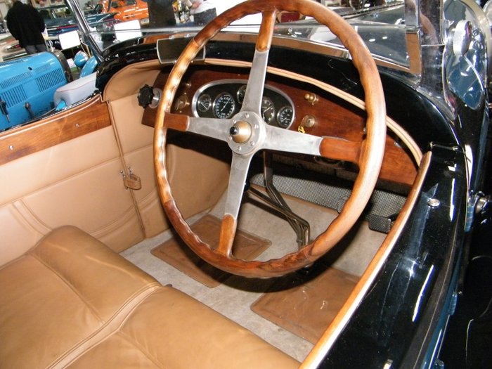 auto_325.jpg