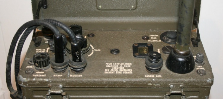 radio 03.jpg