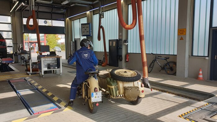 TÜV 02.jpg