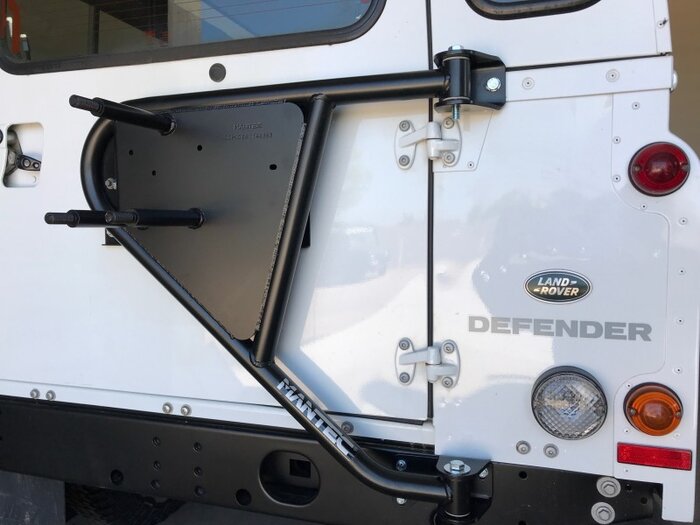 land_rover_152640008011.jpeg