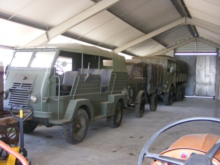 command car Renault.jpg