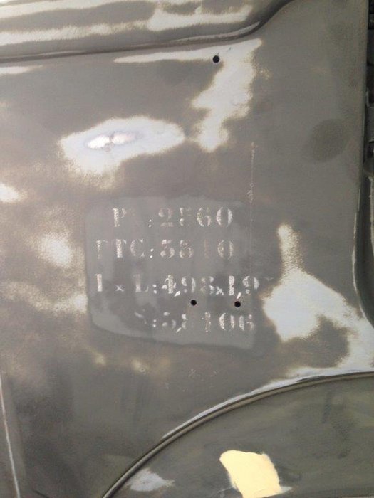 fixation extincteur sur plaque de tare.jpg