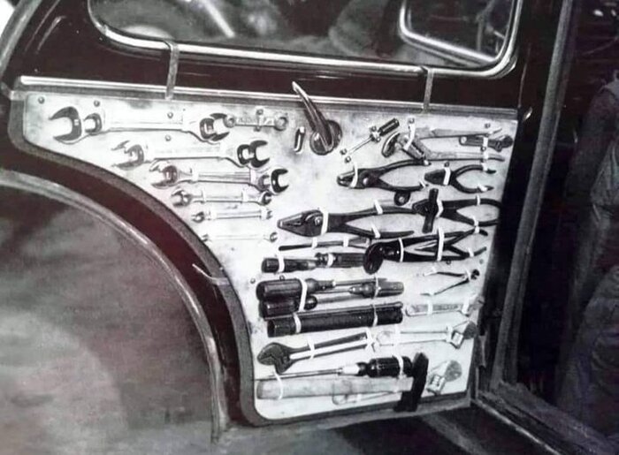 outils peugeot 203.jpg