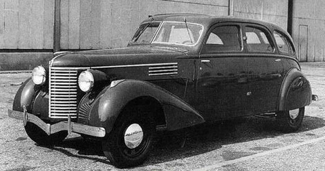 Berliet_Dauphine_4.jpg