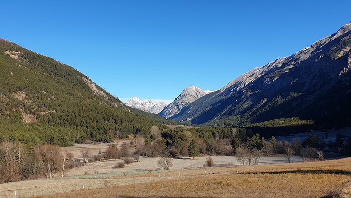 Vallée 04.jpg