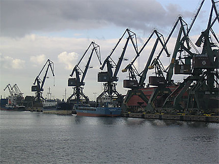 chantier naval.jpg