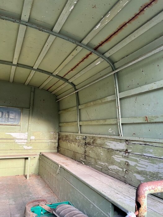 Plateau Goélette coté droit.jpg