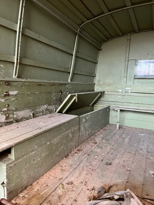 Plateau goélette coté gauche.jpg