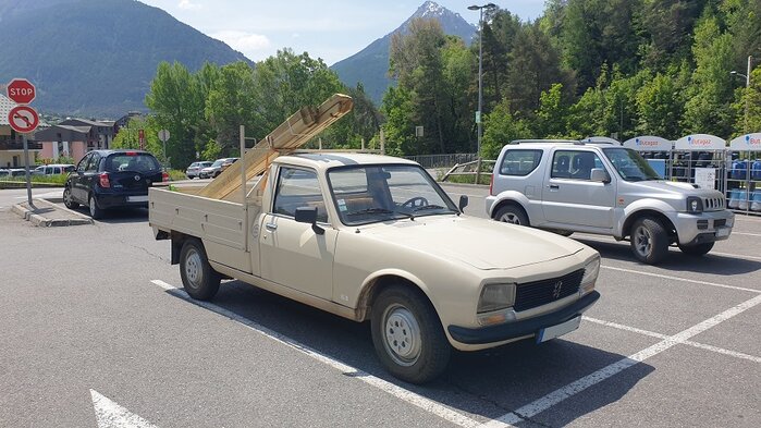 Pickup 05.jpg