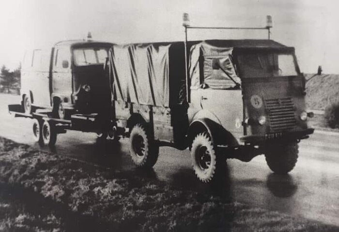 2087 estafette.jpg