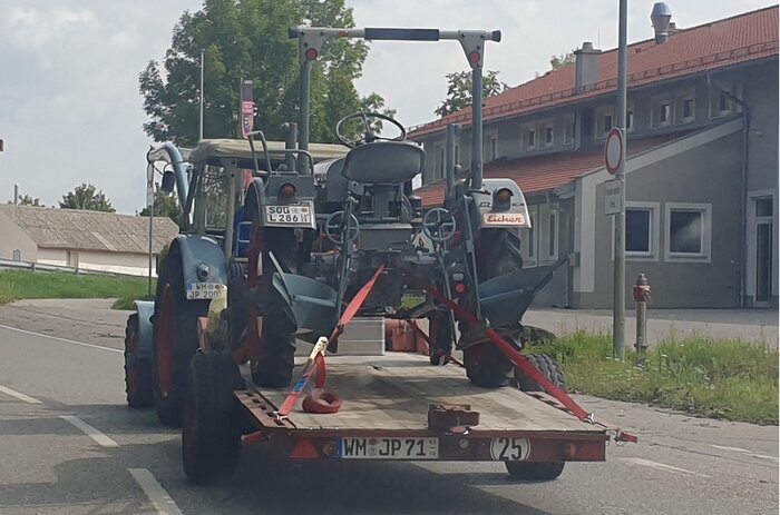 Schlepper 01.jpg