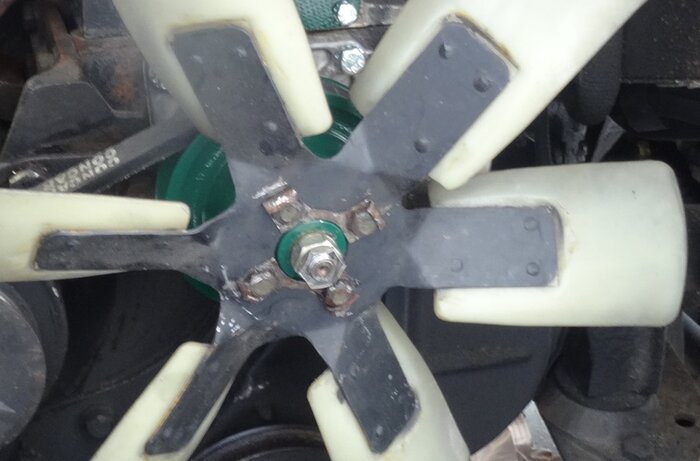 Ventilo Ecrous 01.jpg