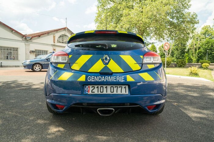 vehicules-gendarmerie-45.jpg