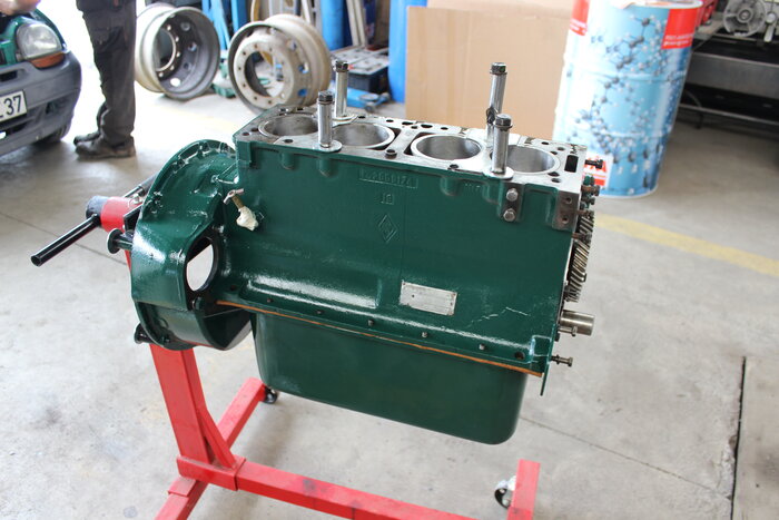 moteur R2087 007.JPG