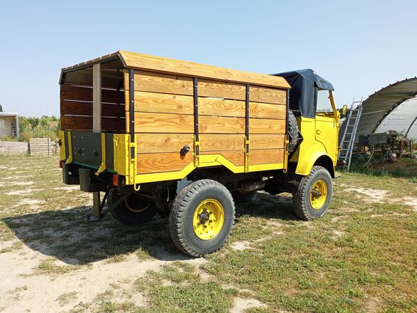 r2087 jaune 2.jpg