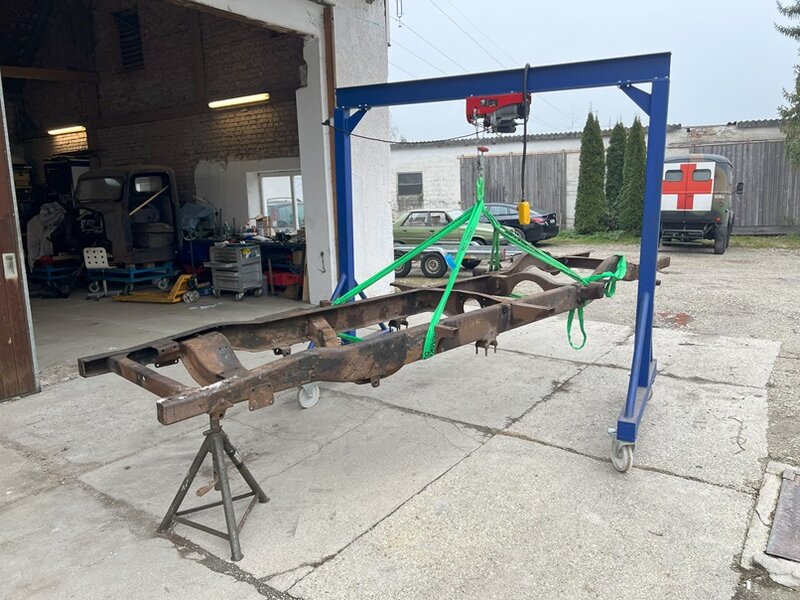 Chassis 01.jpg