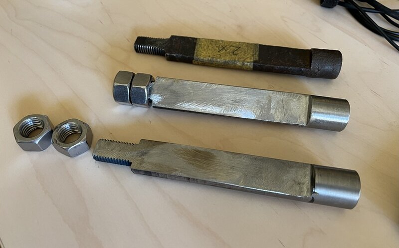 Federblatt hinten 23.jpg