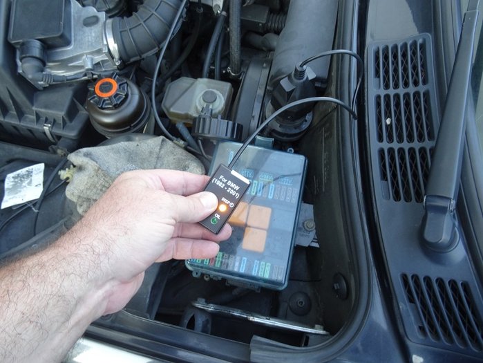 BMW E30 Vidange 02.jpg